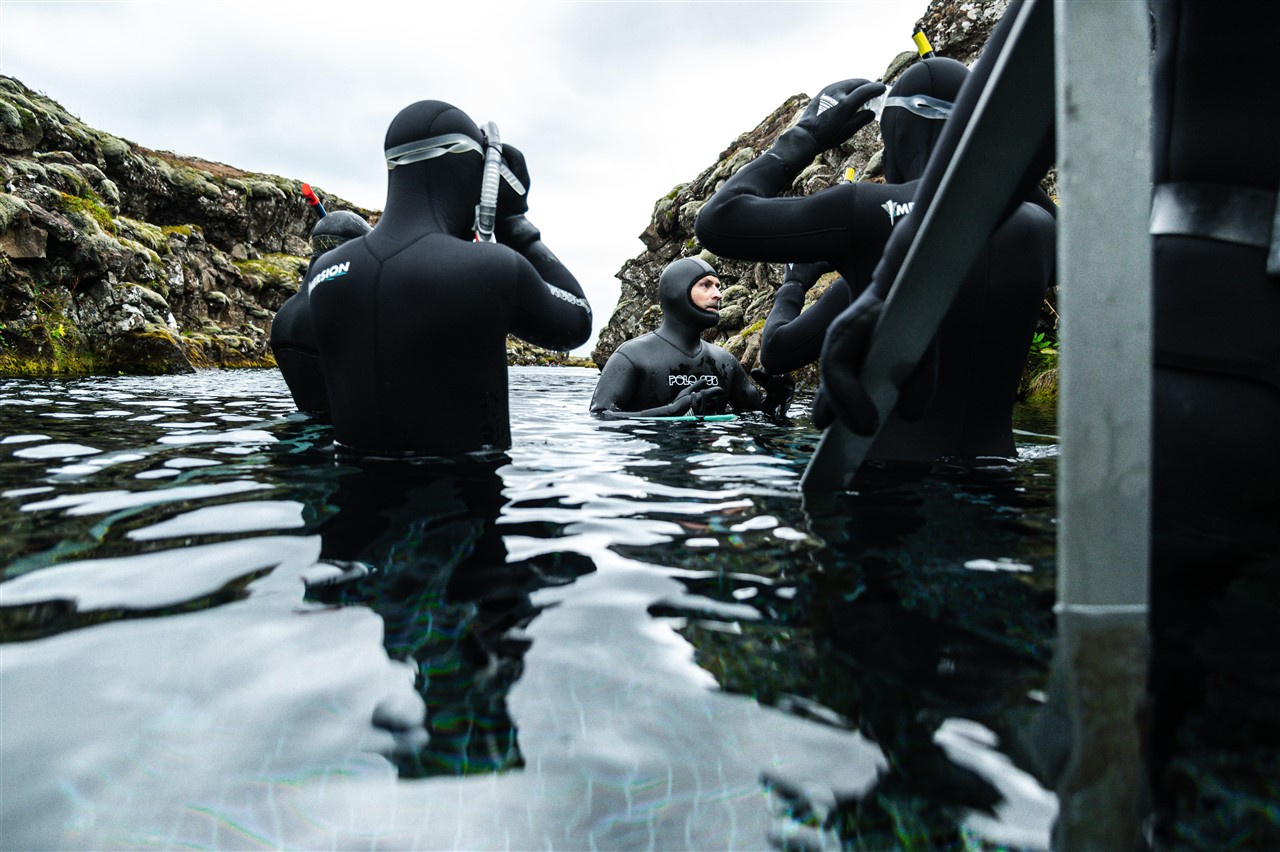 https://icebikeadventures.com/wp-content/uploads/2023/02/Snorkeling-in-Thingvellir-to-see-the-Silfra-crack.jpg